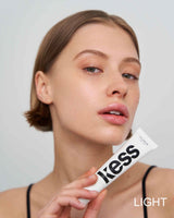 ; Ksenia indossa la CC Cream in light